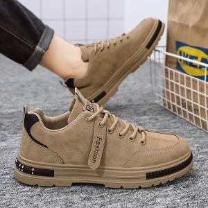 รองเท้าสปอร์ตสบาย ๆ สำหรับผู้ชาย ผู้ชายรองเท้าสปอร์ตสีทึบ รองเท้าทำงาน จัดส่งจากกรุงเทพ