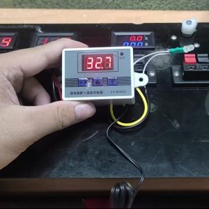 Bộ Điều Khiển Nhiệt Độ XH-W3002 XH-W3001 220V 10A 1500W Làm máy ấp trứng điều khiển quạt làm mát phun sương giải nhiệt