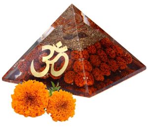 READY STOCK HOUSE WARMING GIFT_Rudraksha Beads Orgonite Pyramid