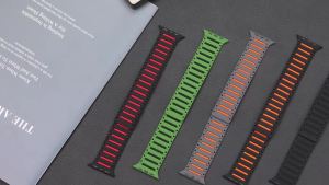 Magnetic Band Compatible with Watch Bands 49mm 46mm 45mm 44mm 42mm Men Soft Silicone Sport Strong Magnet Loop Replacement Strap for iWatch Ultra 3 2 1 Series 11 10 9 8 7 6 5 4 3 2 1 SE