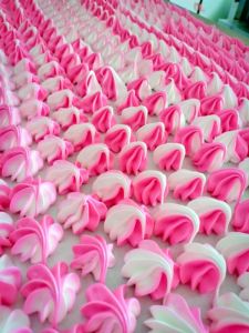 [READY STOCK]  DOORGIFT MERINGUE KISSES  WITH CUP (20 packs/set) - 7 Flavour