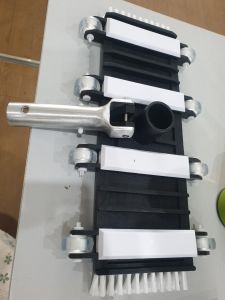 Bàn hút 8 bánh xe chổi cọ 2 đầu nhựa đen trắng cán nhôm