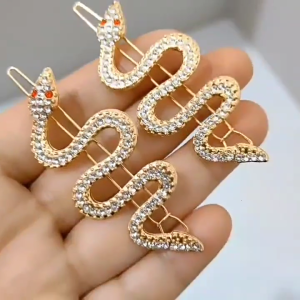 Elegant Snake Shape Hair Accessory with Rhinestones For Fashionable Women Formal Meeting Daily Use Hair Shaping Decors
