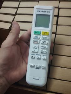 ĐIỀU KHIỂN ĐIỀU HÒA DAIKIN GA 32 ARC480A1 Model 2 Chiều nhiều nút - Hàng Đẹp Phím Nhạy