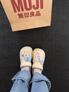 [Free Shipping] Outdoor EVA Height-Increasing Student Clogs Stylish Ins Beach Non-Slip Breathable Closed-Toe Sandals for Women