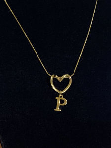 AE Best-selling stainless steel necklace for women fashionable and luxurious heart-shaped letter pendant necklace personalized and versatile style necklace