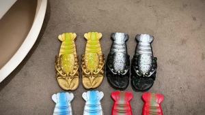 [Free Shipping] Lobster slippers for women summer cartoon indoor slippers for the pool outdoor beach slippers for outdoor wear fun flat shoes for men