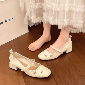 Free Shipping Retro And Elegant Non-Slip Square-Toe Shoes For Women 2026 Spring Collection Featuring A Single-Strap Design Chunky Heels And A Versatile Shallow-Toe Style