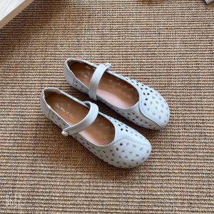 G72025 Summer Genuine Leather Breathable Mom Shoes Top Layer Cowhide Ethnic Style Soft Sole Hollow Out Shoes Extra Large Size Womens Shoes 7/7