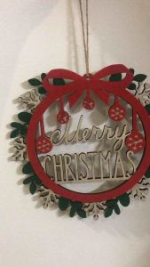 Bảng gỗ merry christmas cây thông và con vật xinh xắn kích thước 25cm tặng móc dán trang trí mùa giáng sinh