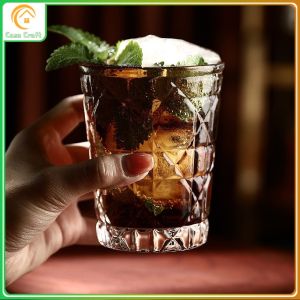 แก้ววิสกี้ แก้วเหล้า แก้วบรั่นดี แก้ววิสกี้ลายตารางหมากรุกโปร่งใส แก้วเบียร์สร้างสรรค์ เครื่องดื่มโซดา 290ml