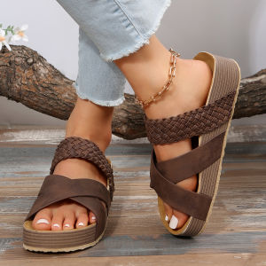 [Free Shipping] Plus-Size Thick-Soled Slippers For Women New Fashion Casual Slip-On Sandals With A Single-Strap Crossover Design