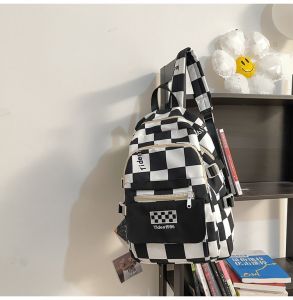 Domtt กระเป๋าเป้สะพายหลังลายตาราง รุ่น T1996 แฟชั่น ผ้าไนล่อน เหมาะสำหรับไปเที่ยว เรียน ไม่แถมพวงกุญแจ  (4 สี ดำ/น้ำเงิน/เขียว/กากี)