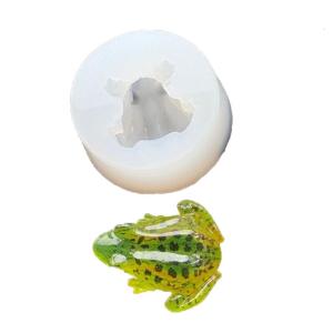 Handmade Ornament Molds Frogs Shape Crafting Supplies Suitable for Resin Art Crafting and Home Decorating Projects