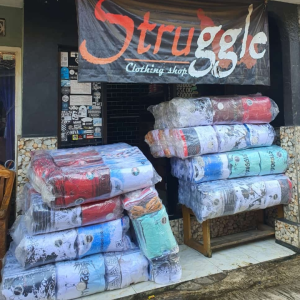 Kaos Distro Struggle Fullprint Terbaru 2025 Bahan Katun Combad 24s/kaos murah/kaos cowok/baju distro