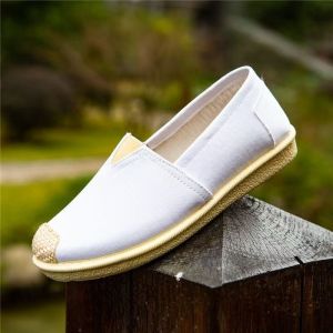 2026 New Womens Canvas Shoes Non-slip Soft Sole Mother Shoes Fisherman Shoes