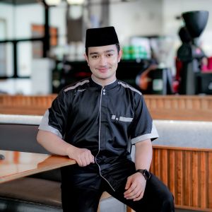 Baju Koko Pria Lengan Pendek Elrumi Motif Yisunsin Lilac Terbaru Bisa Cod Dan Gratis Ongkir