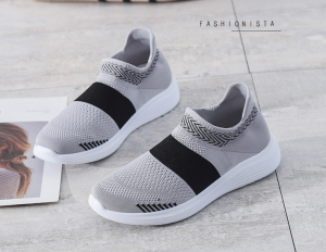 รองเท้าสลิปออน ผ้ายืด ระบายอากาศดีเยี่ยม พร้อมส่ง รองเท้าสุขภาพ รองเท้าเพื่อสุขภาพ สลิปออน รองเท้าสวม รองเท้าแบบสวม