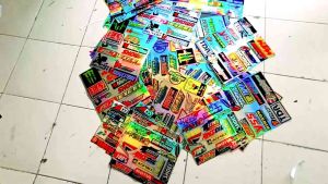Sticker paks 1paket banyak motif dapat semua sponsor logo Bahan hologram bisa