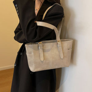 Tsion ห้ามพลาด กระเป๋าคุณผู้หญิง งานแฟชั่นสุดจึ้งดีไซน์ใบใหญ่สวยใช้งานได้ทุกวัน วัสดุหนังเทียม Pu งานดีคุ้มค่าแถมราคาโดนใจมากๆ สั่งเลย