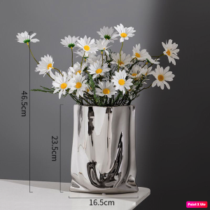 Lọ hoa decor bằng gốm mạ điện sang trọng trang trí phòng khách bàn cà phê tủ rượu kệ tv bình cắm hoa Qhouse 02 màu gold và bạc cao cấp