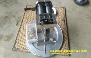 Máy thái bì heo làm nem chua nem thính nem nắm quay tay