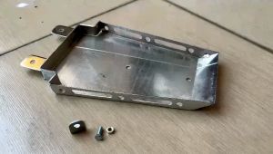 Pangkon Aki CB GL Slim Racing CNC & Dudukan Aki PNP CB GL MP Slim Lapis Crome