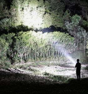 Super Bright Tactical Flashlight P70s Waterproof 5000 Lumens LED Searchlight with USB Charging Multi-Mode Long-Range Outdoor Light
