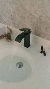 LDIES Torayvino Bathroom Black Painting Basin Sink Faucet Solid Brass Black Waterfall Deck Mounted Faucet Cold And Hot Mixer Water Tap 9P4B6
