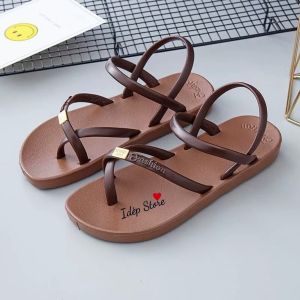 Dép sandal nữ quai chéo xỏ ngón đế cao su đi mưa đi học đi biển chống trơn trượt iDÉP GL049 (Chọn Tăng 1 Size)