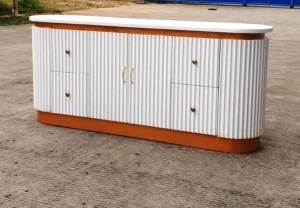 Bufet oval type salur credenza