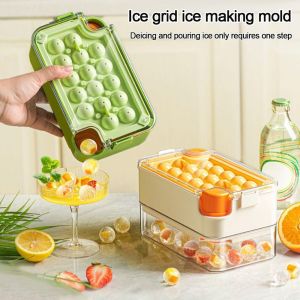 Dulang Ais Kiub Bulat Dulang Ais Sfera dengan Penutup Musim Panas Round Ice Cube Tray Spherical Ice Tray with Cover Summer Ice Cube Box Drink Jelly Freezer Mould Ice Maker Kitchen Bar