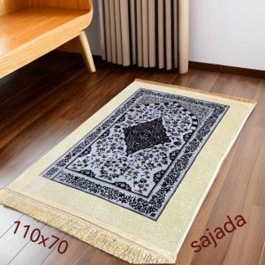 Sajadah Turkey  Rumbai Emas Lembut dan Empuk Ukuran 110 x 70 Ukuran Jumbo Bahan Teballembut dan Empuk Memiliki Anti Slip Bagian Belakang motif bunga