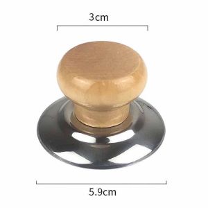 Tay nắm nắp nồi bằng gỗ bền chắc chống bỏng.
