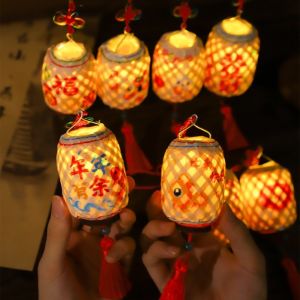 YOUTH HOME Bamboo Weaving Cage Mid-Autumn Festival Lantern Chinese Style Weaving Bamboo Portable Lantern Hanfu Accessories Tassels Luminous Lantern Children/Kids