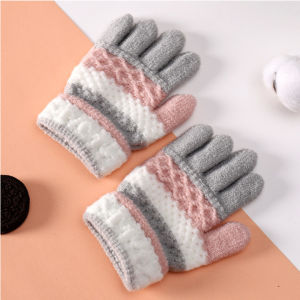 Baby Gloves Kids Cute Striped Warm Knitted Gloves Children Lovely Mittens Cute Students Glove