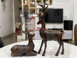 Đôi hươu đứng nằm bằng đồng phong thủy cao 30cm tượng nằm cao 20cm tượng decor trang trí