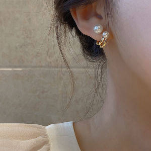 【♡Lovely girls house♡】Pearl Earring Elegant Simple Earrings for Women Hypoallergenic New Trend Fashion Dangler Simple Ins Popular Pearl Earrings