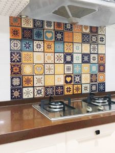 kitchen foil self adhesive oilproof waterproof heatproof used for kitchen bathroom 60cm * 100cm