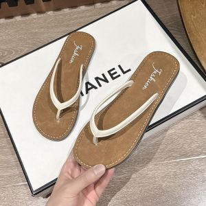 Free Shipping WomenS Summer Outdoor Flip-Flops New Fashion Style PU Leather Suitable For The Beach Flat-Soled And Non-Slip
