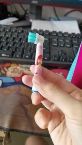 Oral B Electric Toothbrush Children Rotary Teeth Brush Soft Bristles Battery Power DB5510K for 5-12y