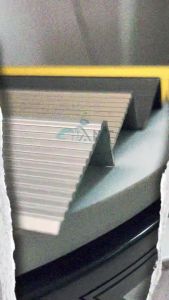 Nẹp chống trơn có gân Nẹp chống trượt cầu thang nẹp tam cấp thanh dài 2m7