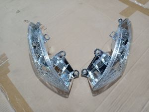 Xi nhan trước  Đèn trước và đèn sau Shvn 2012 - 2016 lên áo sh ý