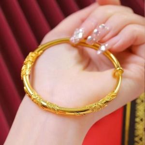 Vòng Tay Hoa Lá  Vàng 18K  Phong Cách Nhẹ Nhàng Sang Trọng Đằm Thắm VTVANGHOALALEO1