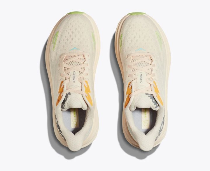 Hoka%20Clifton%209%20Wide%20(D)%20%7C%20Women's%20%7C%20Vanilla%20/%20Astral%20-%20Image%204