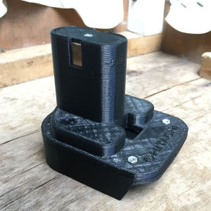 Bộ chuyển chân chọt Hitachi sang dùng pin trượt Makita (In 3D)