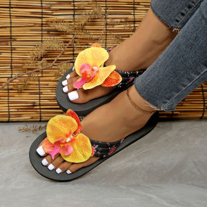 [Free Shipping] Plus-Size Woven Flip-Flops For Women Summer Outdoor Wear Wedge-Heeled Thick-Soled Beach Sandals With Floral Design