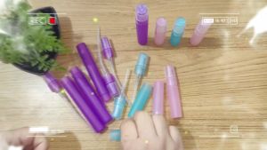 WH 5pcs/Set Spray Bottles 2ml 3ml 5ml 8ml 10ml Perfume Empty Plastic Pen Travel Mini Refillable
