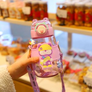 (Free Kotak Stiker 2D dan 3D) Botol Minum Anak Lucu Premium 600ML Dengan Sedotan dan Tali 1955