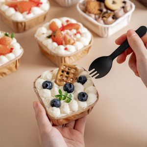 Square Paper Cup Cake Paper Cup Disposable High Temperature Resistant McFen Cake Paper Cup Square Oven Special